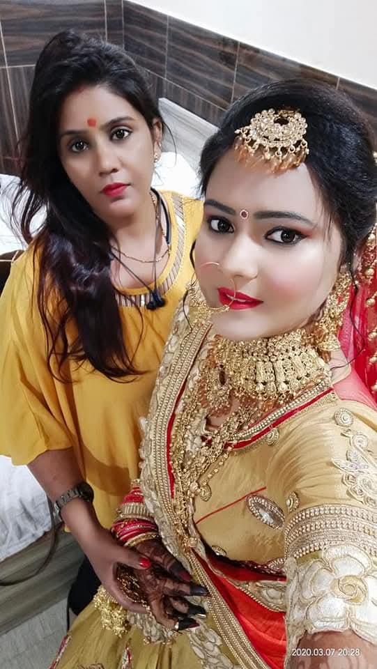 Rajni Mitra with bridal client at Looks and Locks salon